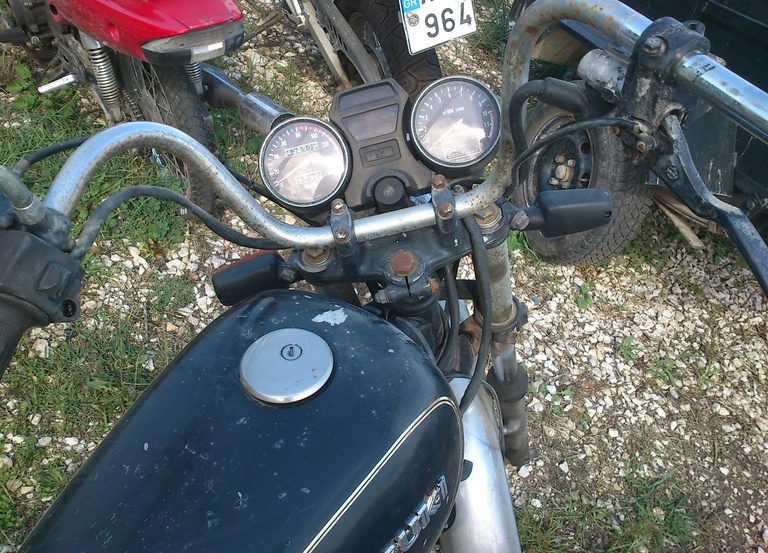 suzuki gn 250 