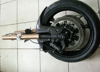 SUZUKI GSXR 1000 K7 K8