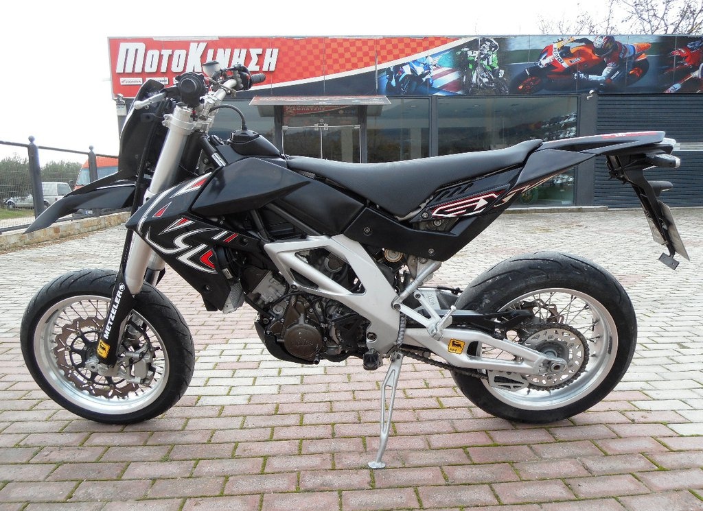 Aprilia SXV 550 ΠΟΛΛΑ ΕΧΤΡΑ