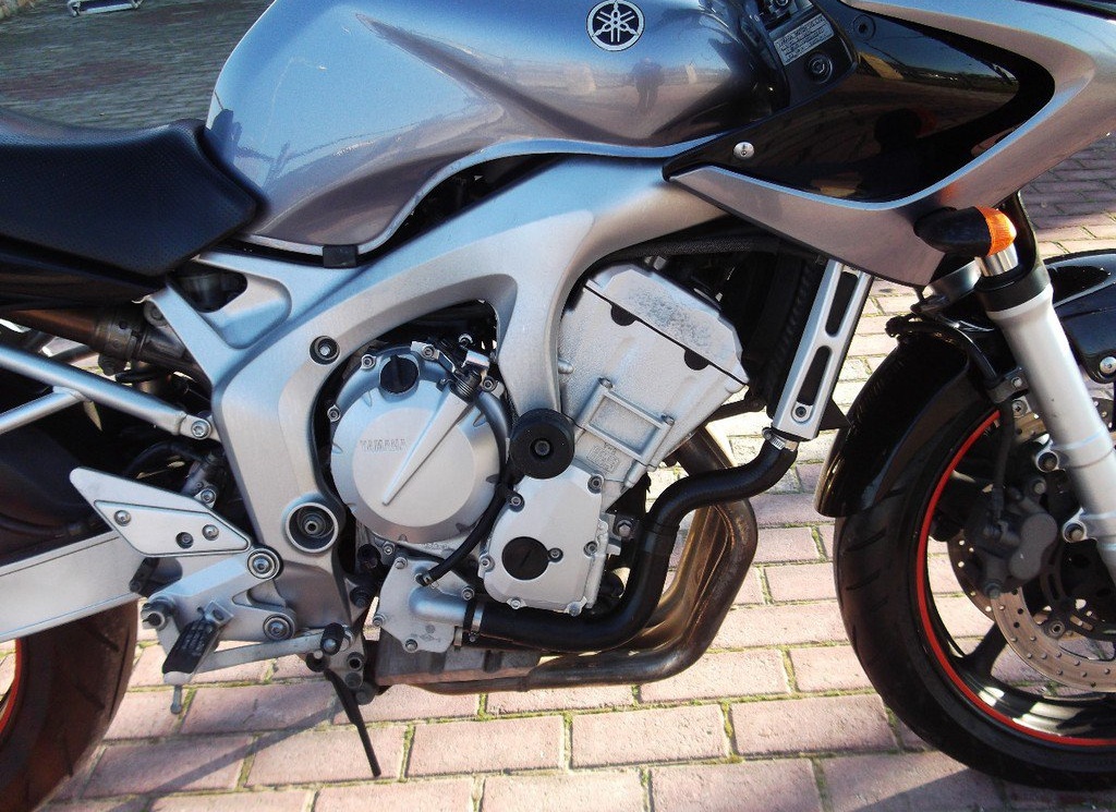 Yamaha FZ6 Fazer …