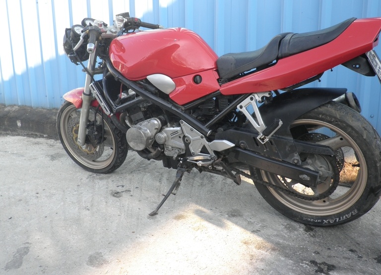 Suzuki GSF 400 Bandit GSF 250