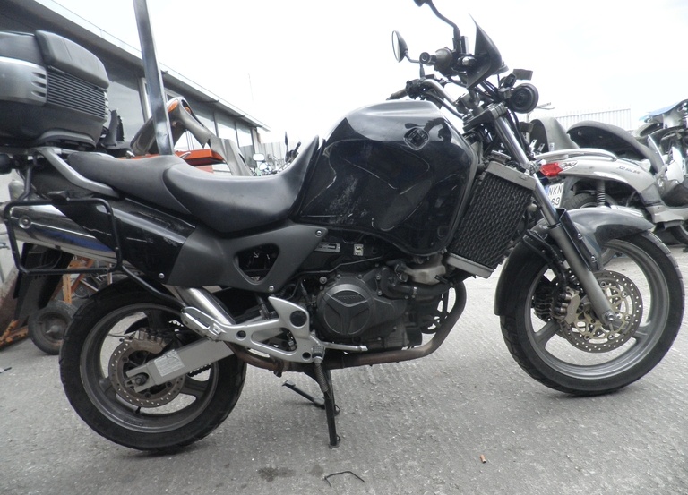 Honda XL 1000V Varadero 2004 INJECTION