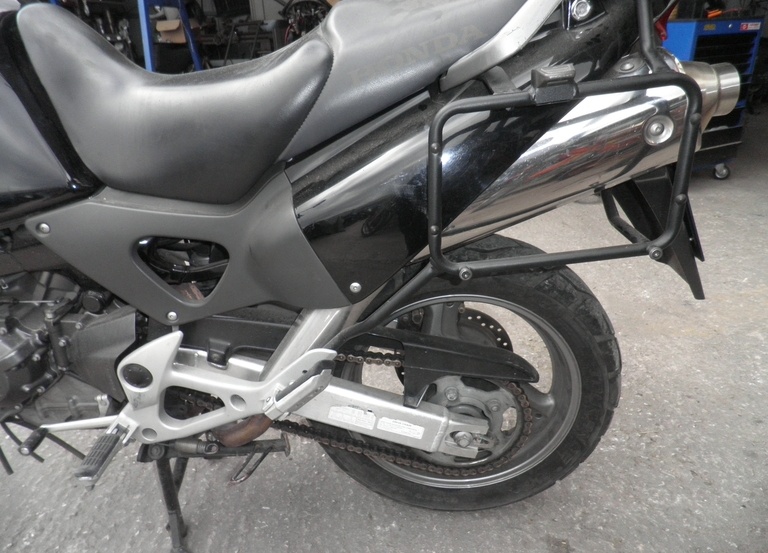 Honda XL 1000V Varadero 2004 INJECTION