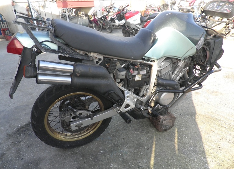 Honda TRANSALP 400