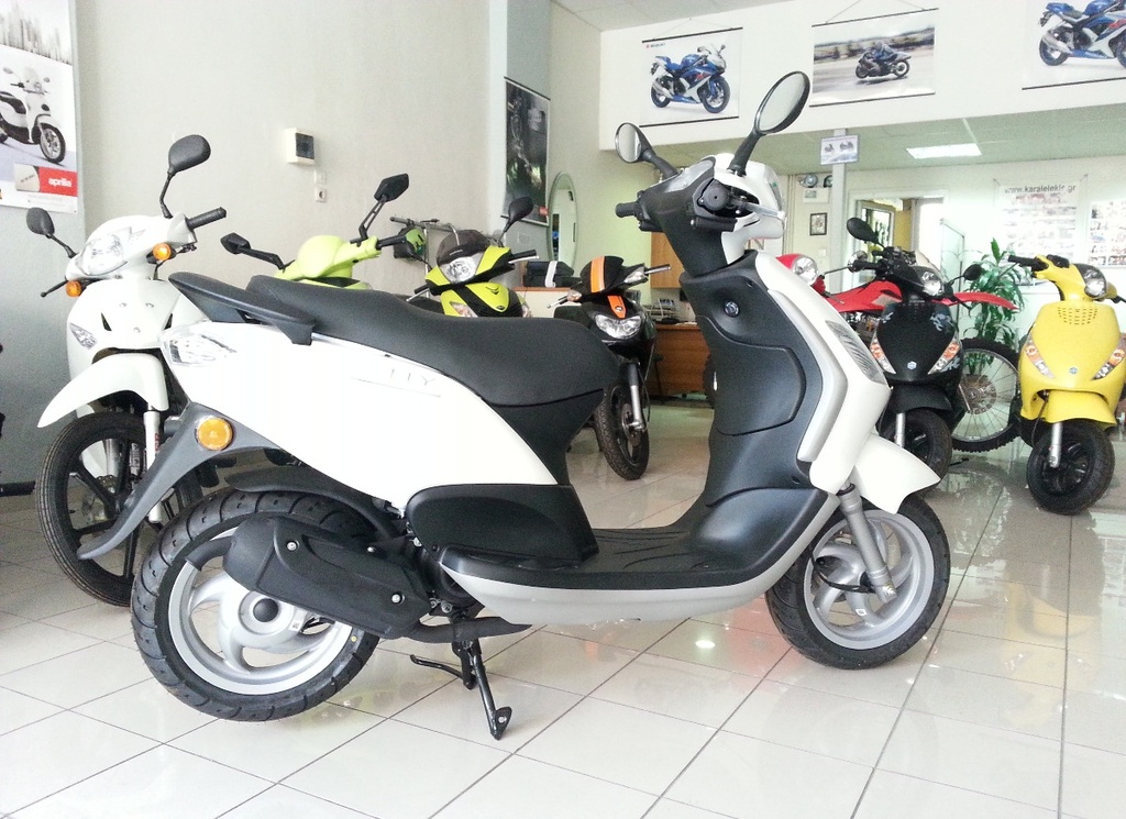 Piaggio FLY 50 …