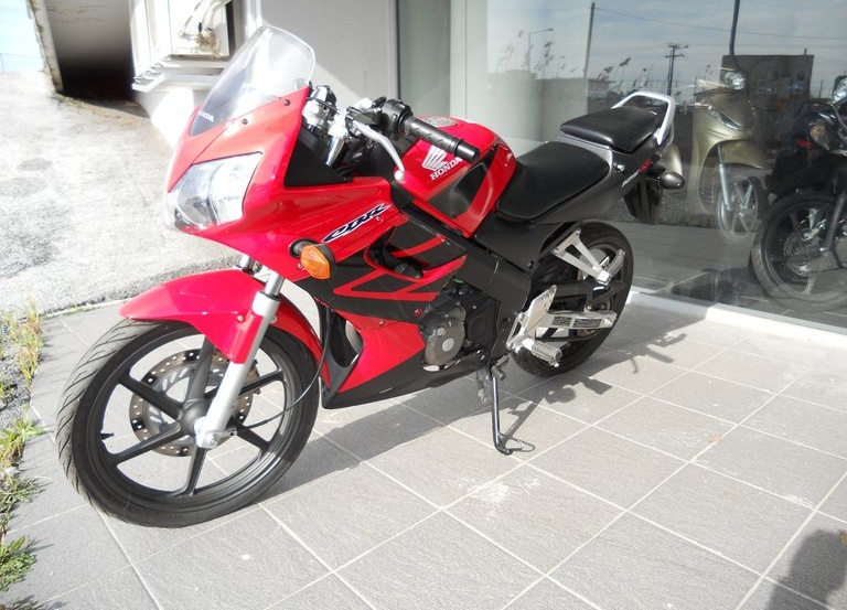 Honda CBR 125R 