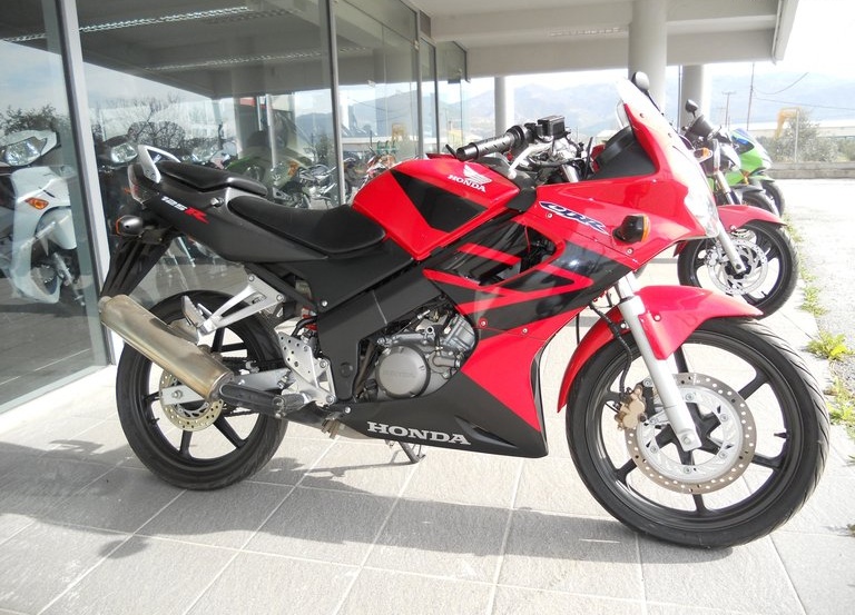 Honda CBR 125R 