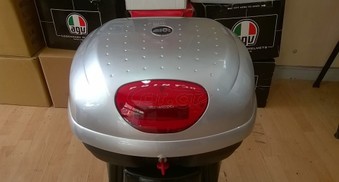 ΒΑΛΙΤΣΑ ΜΑΡΚΑΣ GIVI 33 ΛΙΤΡΑ!!!!