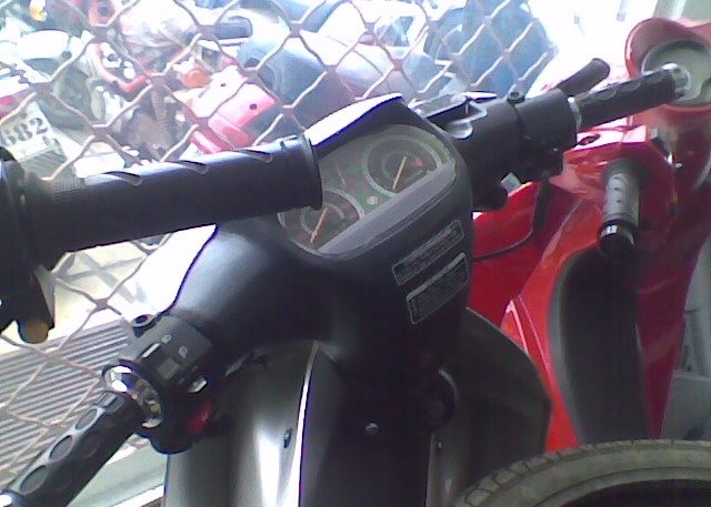 Lifan Sport 125 YAMAHA Z 