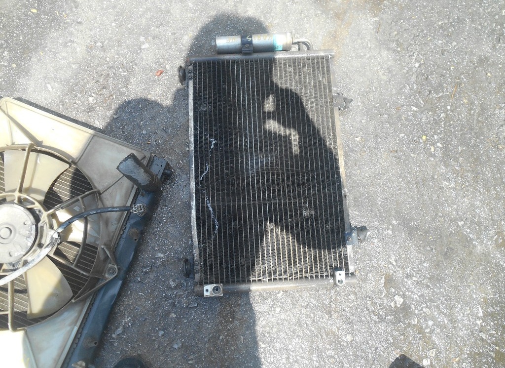 TΟΥΟΤΑ YARIS VERSO