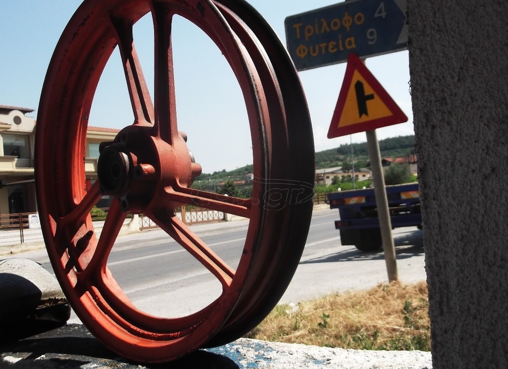 GSX400R ΖΑΝΤΑ ΕΜΠΡΟΣ …