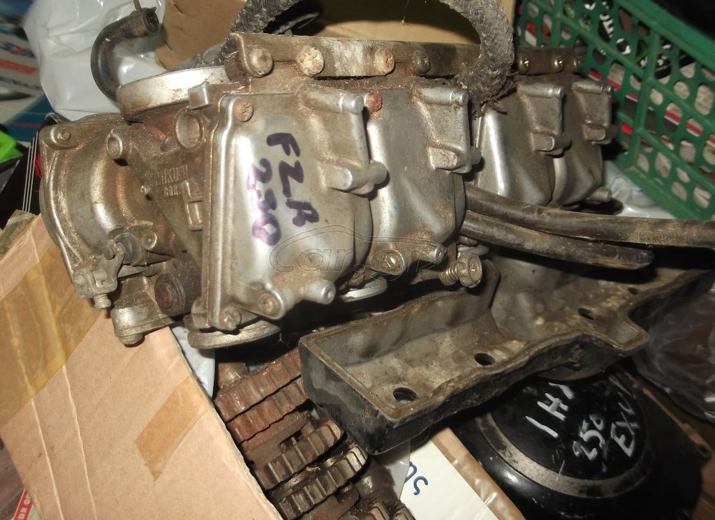 motoσυλλογη FZR 250 …