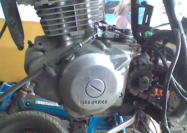 motoσυλλογη   SUZUKI GN250 ΜΟΤΕΡ ΑΡΙΣΤΗ ΚΑΤΑΣΤΑΣΗ ΔΕΙΤΕ ΦΩΤΟ 30.000 ΧΙΛΙΟΜΕΤΡΑ 