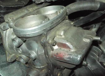 GSXR 400R KΑΡΜΠΥΡΑΤΕΡ ΔΥΠΛΑ ΔΗΤΕ …