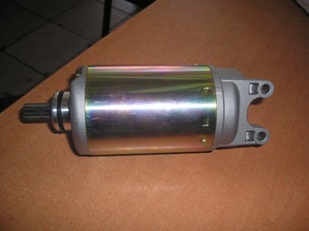 ΜΙΖΑ TRIUMPH 1050