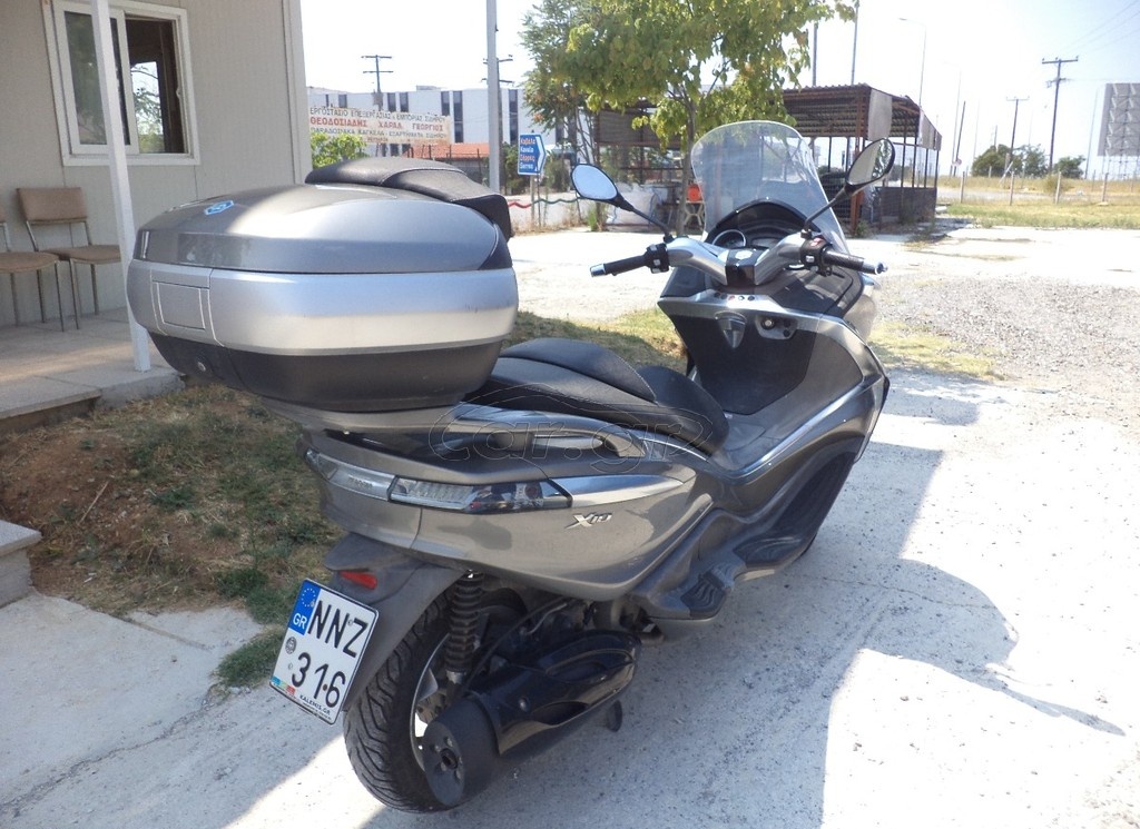 Piaggio X 10 …