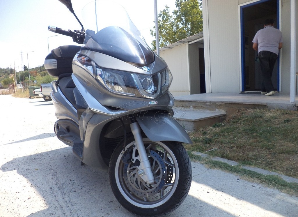 Piaggio X 10 …