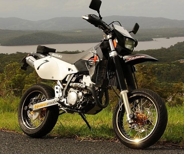 Suzuki DRZ400 DR-Z400E/S/SM …