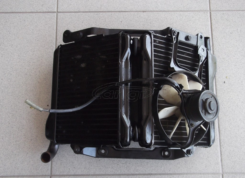 Suzuki GSX-R 400 …