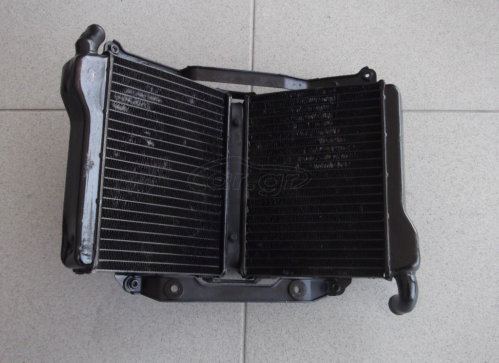 Suzuki GSX-R 400 …