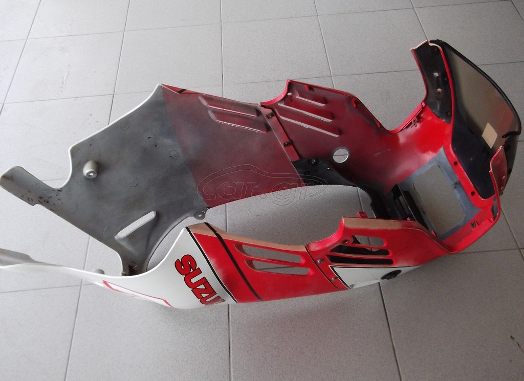 Suzuki GSX-R 400 …