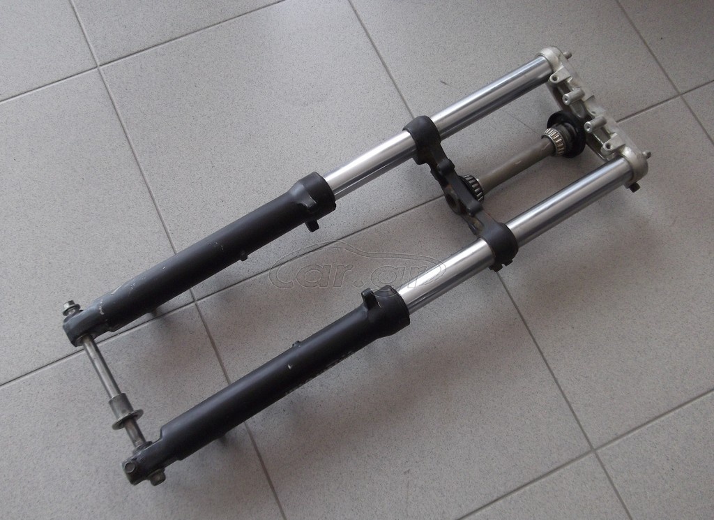 Suzuki GSX-R 400 …