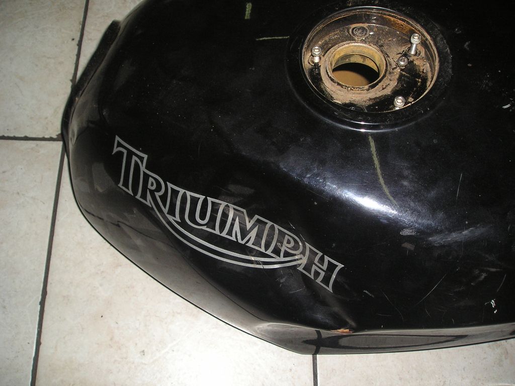 TRIUMPH SPRINT CARB 900
