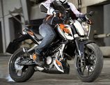 KTM Duke 125 Duke 200 Duke 390 2011/2017 Ζάντα Άξονας τροχού Δισκόπλακα εμπρός σαν καινούρια !!!