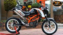 KTM Duke 125 Duke 200 2011/2017 Σέλες Οδηγού και Συνεπιβάτη και χειρολαβές σαν Καινούριες!!!