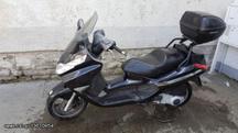 piaggio X8 200-250 2004/2012 Βάση Βαλίτσας πίσω (Σχάρα Topcase) της GIVI !!! Σαν καινούρια !!!!