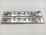 SUZUKI   Αυτοκόλλητα Ανάγλυφα χρωμίου Εμβλήματα ντεπόζιτου!!!