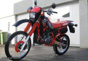 ΥAMAHA DT200R καινουριο Σετ  Αυτοκόλλητα για ολο το κουστουμι!!!!