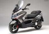 KYMCO X-CTING 300-300R-500-500i μοντέλα 2004 έως 2014 Πάτωμα,καρίνα,φτερό εμπρός,πάνελ πατωσιας,L+R  σε άριστη κατάσταση!!!