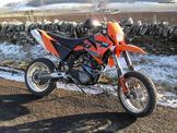 KTM 640 LC4 Supermoto-KTM 640 LC4 Enduro Καρμπιρατέρ και κολάρο φίλτρου αέρος  σαν καινούρια!!!!!