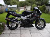  Honda VTR1000 F 2000/2004  φτερό εμπρός Fairing Δεξί Μάσκα φανού εμπρός  σε άριστη κατάσταση!!!