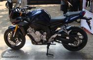 yamaha FZS  1000 fazer 2004-2008  ουρά και καπάκι κάτω σέλας (L_ σε άριστη κατάσταση!!!