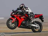 Honda CBR1000RR-CBF1000 2004-2013 08 09 10 Καινούριο καπάκι βολάν!!!