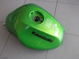 Kawasaki ER-6n 650/ER-6f-650 2007/2013 Ντεπόζιτο/Ρεζερβουάρ Βενζίνης σε άριστη κατάσταση!!!