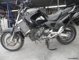 HONDA XLV 1000 VARADERO 2004 ΓΙΑ ΑΝΤΑΛΛΑΚΤΙΚΑ!!!!!!!!