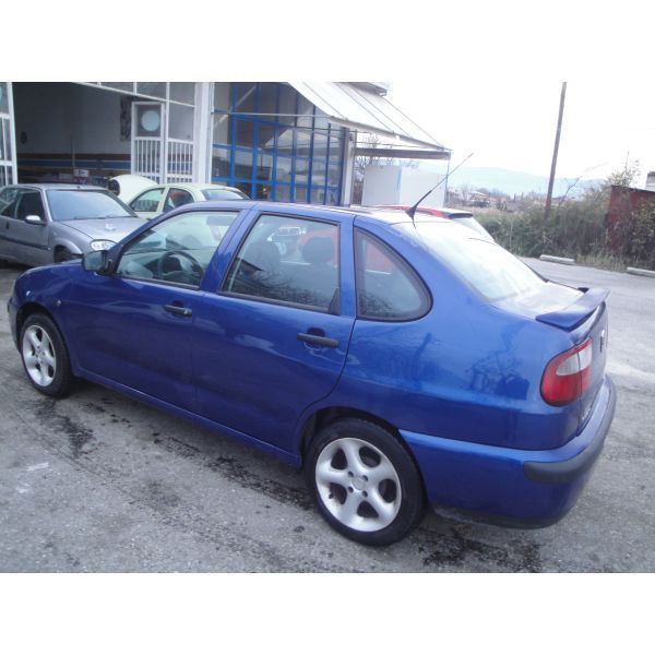 SEAT CORDOBA 2001 1.400cc MONO ΓΙΑ ΑΝΤΑΛΛΑΚΤΙΚΑ