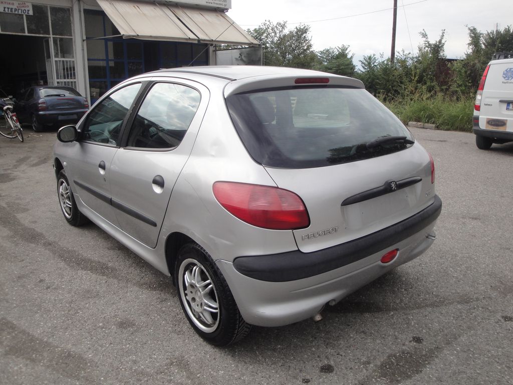 Peugeot 206  '00