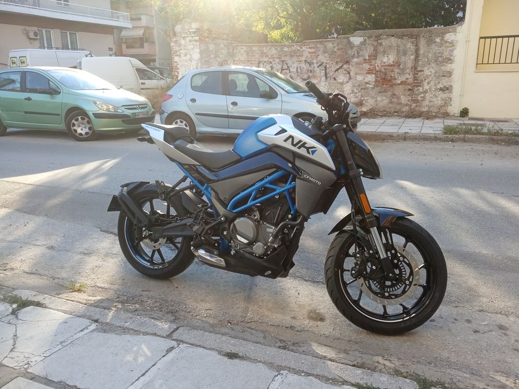 CFMoto '25 NK300