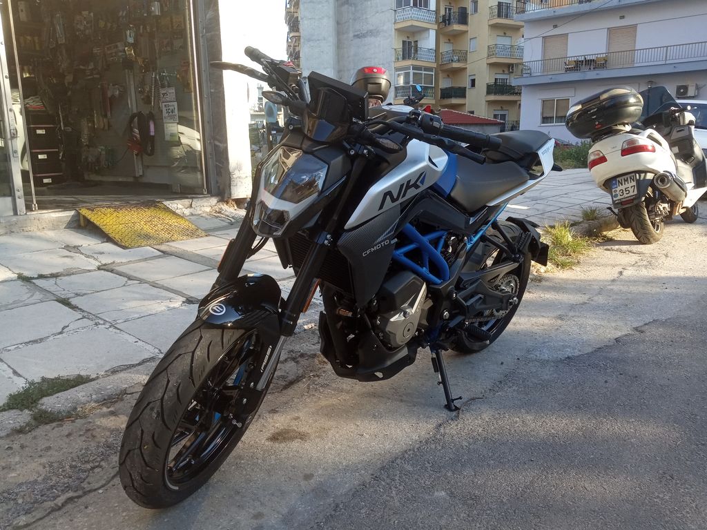 CFMoto '25 NK300