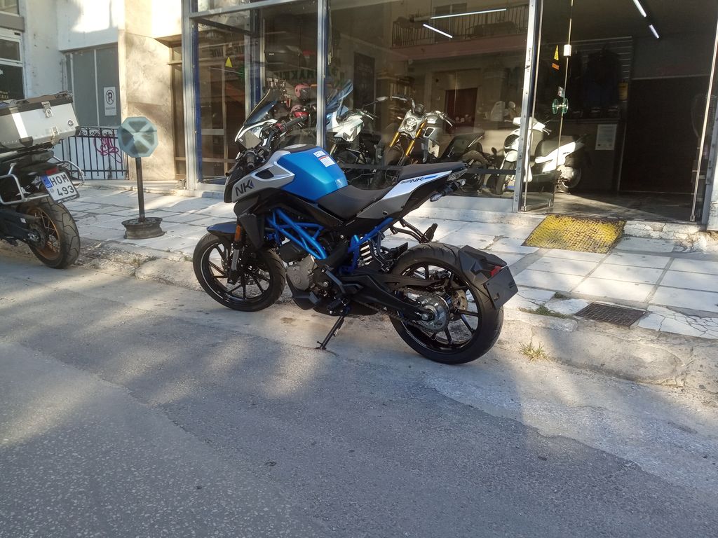 CFMoto '25 NK300