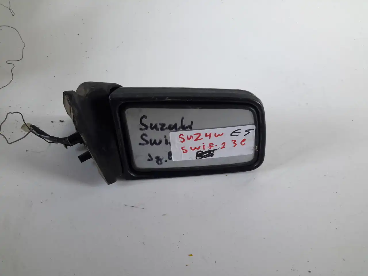 Καθρέπτης Ηλεκτρικός SUZUKI SWIFT Hatchback / 3-5dr 1992 - 1996 ( SF ) 1.0  ( G10A  ) (56 hp ) Βενζίνη #XC1101