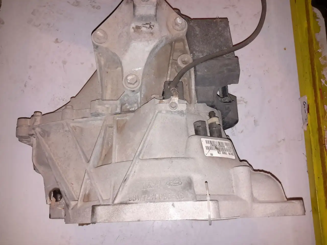 Σασμάν Χειροκίνητο FORD FIESTA ( JD ) Hatchback / 3dr 2002 - 2005 ( Mk5a ) 1.0 Flex  (   ) (73 hp ) Βενζίνη/αιθανόλη #XC2304