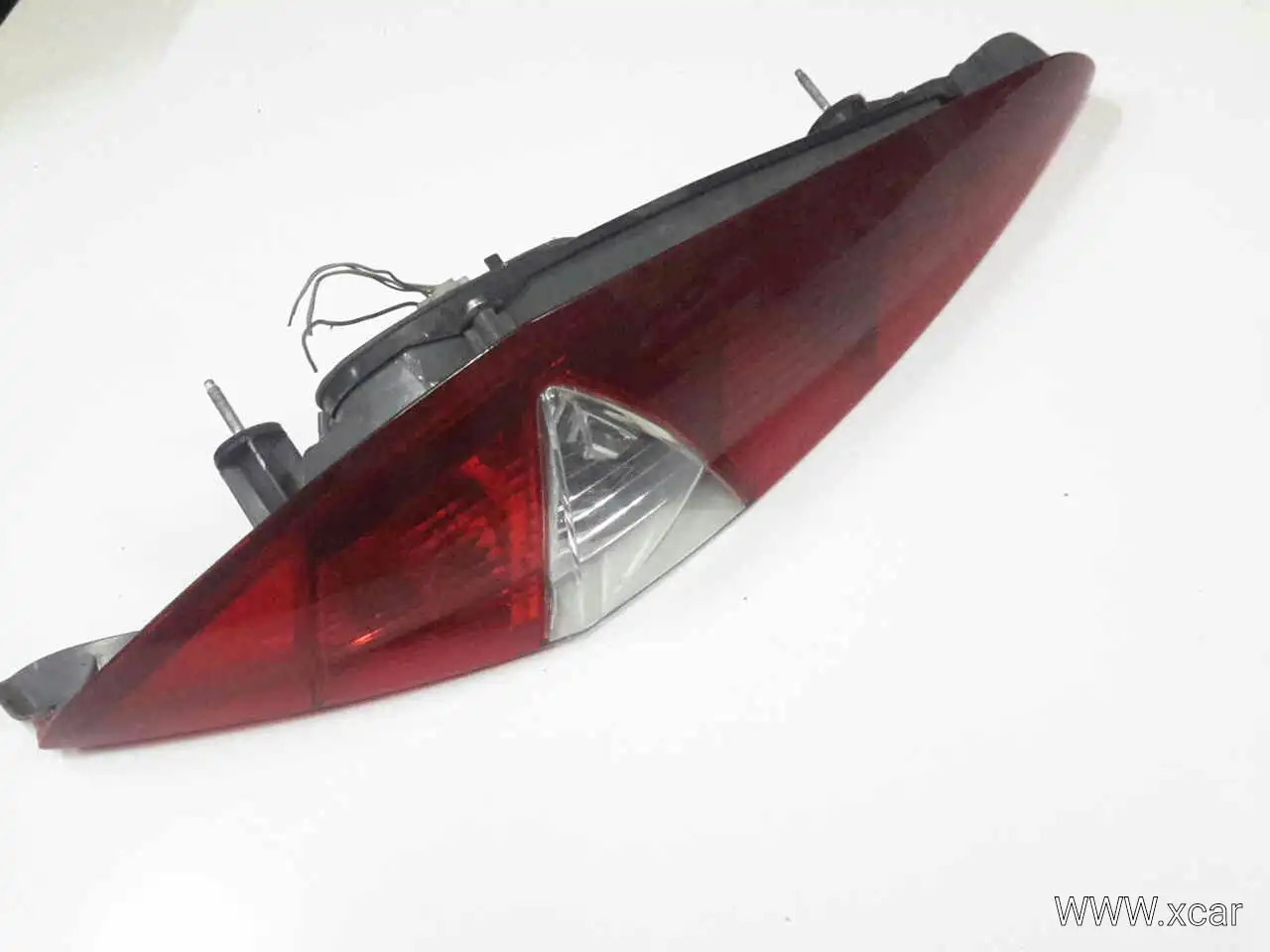 Φανάρι Πίσω FIAT PUNTO Hatchback / 3dr 2003 - 2011 ( 188 ) 1.2 16V 80 (188.233, .235, .253, .255, .333, .353, .639,...  ( 188 A5.000  ) (80 hp ) Βενζίνη #XC69738
