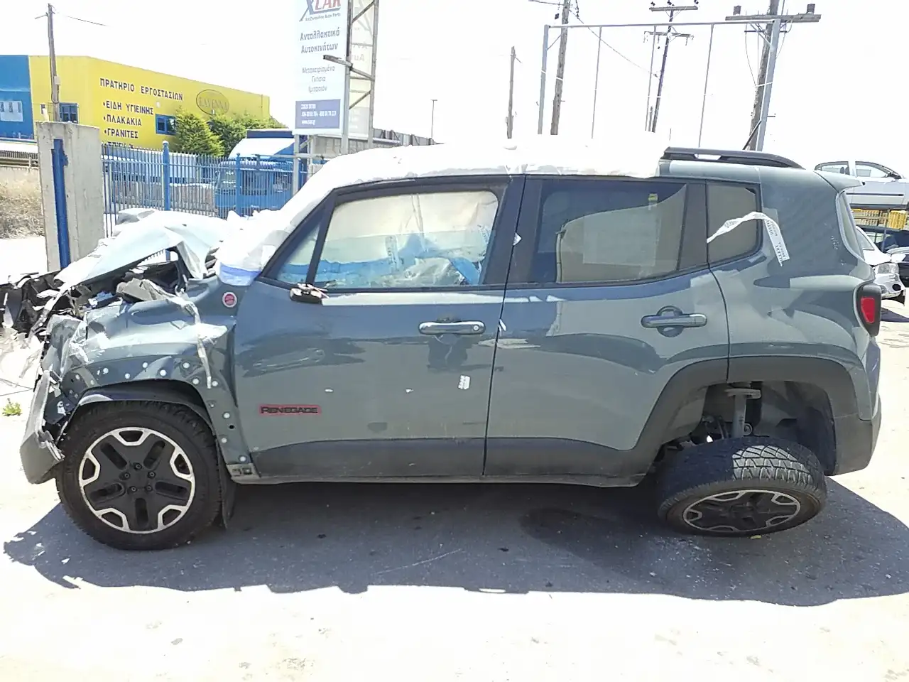 Ολόκληρο Αυτοκίνητο JEEP RENEGADE SUV/ ΕΚΤΟΣ ΔΡΟΜΟΥ / 5dr 2014 - 2018 1.0 T-GDi  ( 55282151  ) (120 hp ) Βενζίνη #XC80203