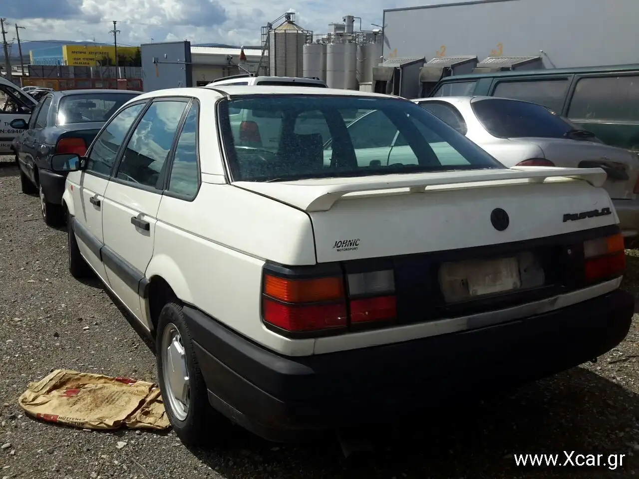 Ολόκληρο Αυτοκίνητο VW PASSAT Sedan / 4dr 1989 - 1993 ( 3A2 - 35I ) 1.6  ( RF  ) (72 hp ) Βενζίνη #XC5672