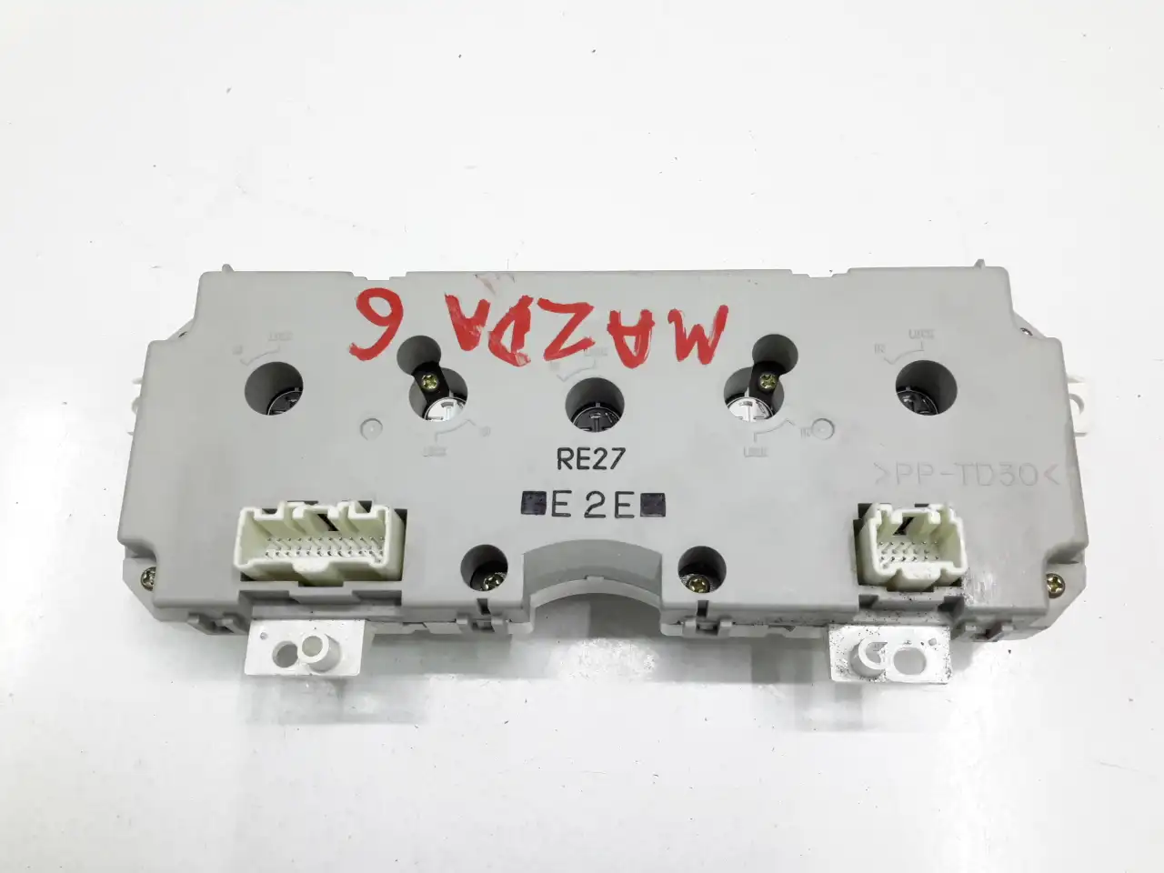 Χειριστήριο Καλοριφέρ-Κλιμα,Κλαπέτα MAZDA 6 ( GG ) Sedan / 4dr 2002 - 2006 ( GG )( GY ) 1.8  ( L813,L823,L828  ) (120 hp ) Βενζίνη #XC1252323AA